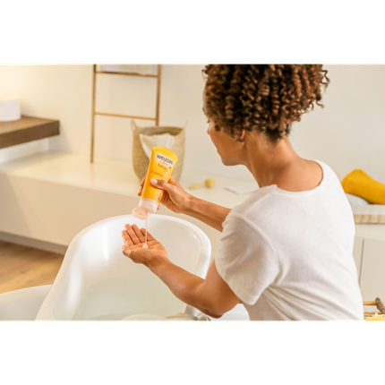 Weleda Calendula Shampoo & Shower Cream, 200ml Gentle Hair & Body Wash for Babies and Sensitive Skin