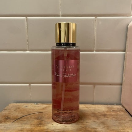 Victoria's Secret Wander The Meadow Moisturizing Body Lotion, 236ml