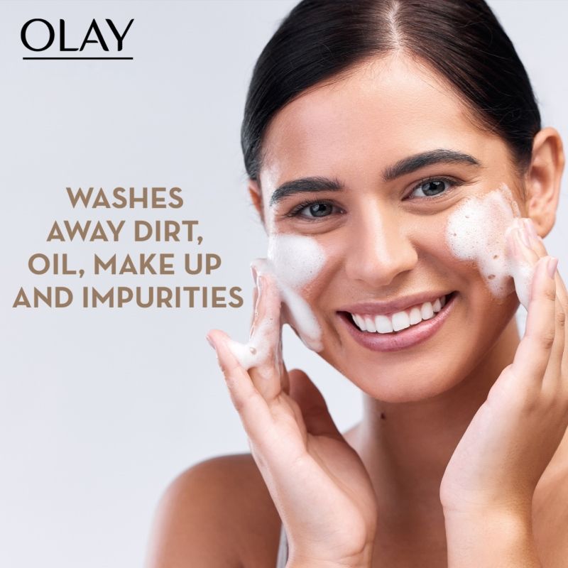 Olay Total Effects Foaming Cleanser & Face Wash, Fights 7 Signs of Ageing With Green Tea Extracts, 100g Buy at Indicrest Image 2