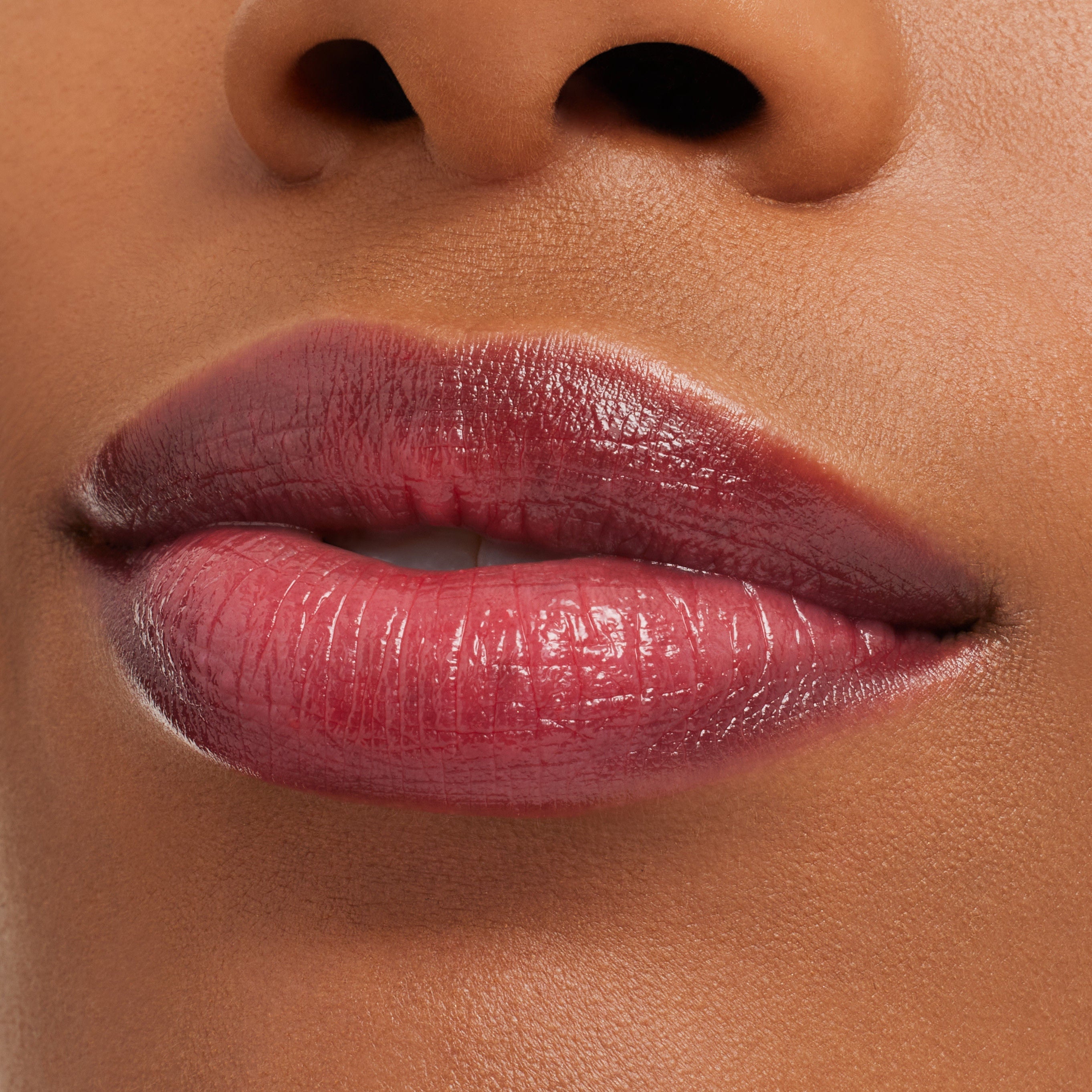 M.A.C Glow Play Tender Talk Lip Balm - Serve, 3.14g