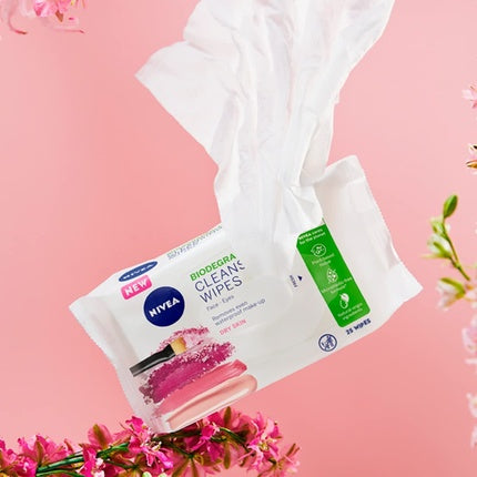 Nivea 3 in 1 Caring Cleansing Wipes for Dry Skin Plant-Based Biodegradable Facial Wipes
