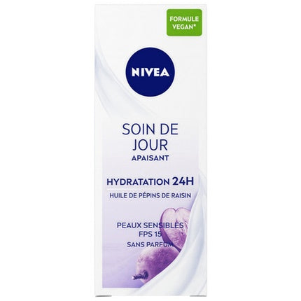 Nivea Soothing Day Cream for Sensitive Skin SPF 15, 50ml | Daily Moisturising Face Cream