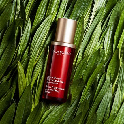 Clarins Lip Comfort Oil Shimmer 05 Pretty In Pink, 7ml Nourishing Shimmer Lip Oil
