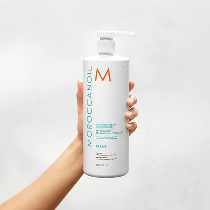 Moroccanoil Moisture Repair Conditioner, 1000ml (33.8 fl oz) for Damaged Hair