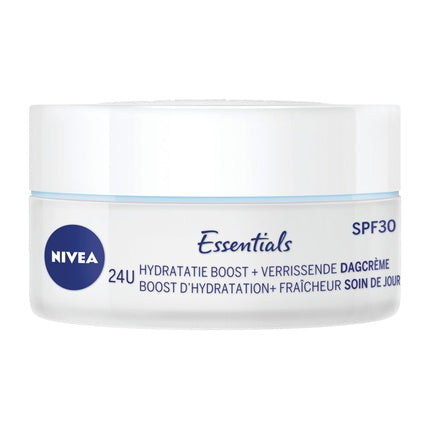 Nivea Essentials Day Cream Hydrating Normal & Combination Skin SPF 30