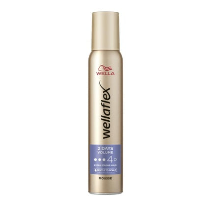 Wellaflex 2nd Day Volume Extra Strong Hold Hair Mousse, 200ml | Volumizing Styling Foam for Long-Lasting Hold