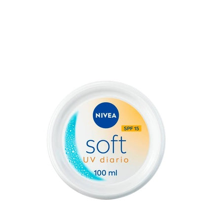 Nivea Soft Moisturising Refreshing Cream SPF15, 100ml Daily Face, Hand & Body Cream with Sun Protection