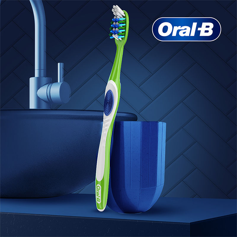 Oral-B Criss Cross Toothbrush (Buy 2 Get 2 Free, Soft) Buy at Indicrest Image 4