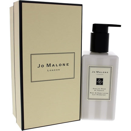 Jo Malone London English Pear & Freesia Body & Hand Lotion for Unisex, 250ml (8.5oz) – Luxurious Hydrating Lotion with Fruity Floral Fragrance