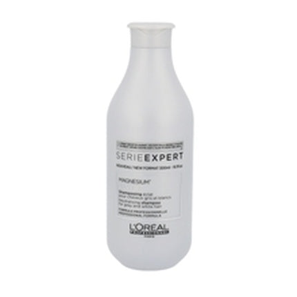 L'Oreal Professionnel Serie Expert Silver Shampoo, 500ml for Grey, White & Lightened Hair