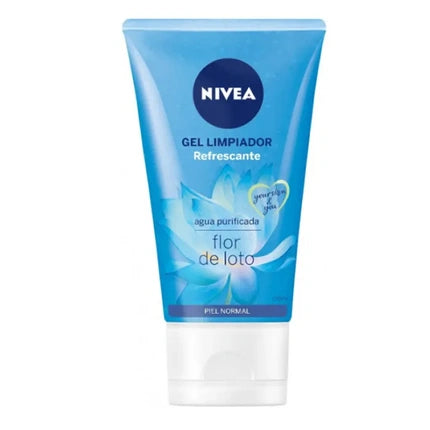 Nivea Refreshing Facial Wash Gel, 150ml Daily Face Cleanser for Normal & Combination Skin