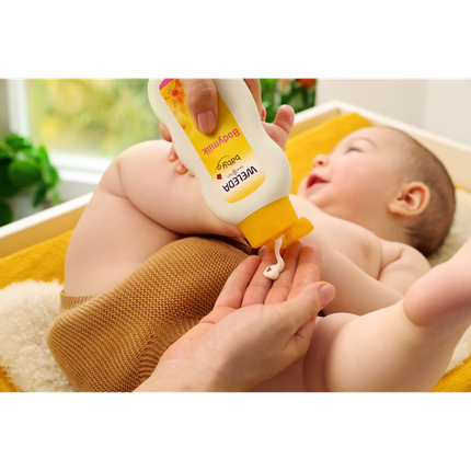Weleda Calendula Body Milk Nourishing Body Lotion for Dry & Sensitive Skin - Daily Moisturising Body Care